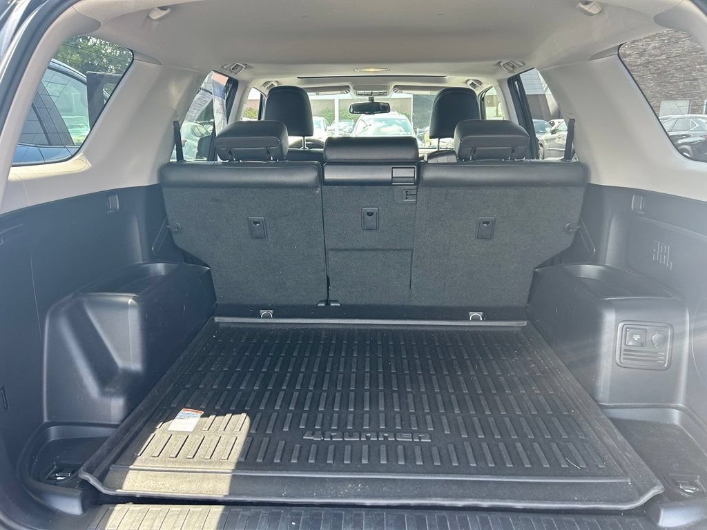 Used 2019 Toyota 4Runner Limited AWD/4WD image 17