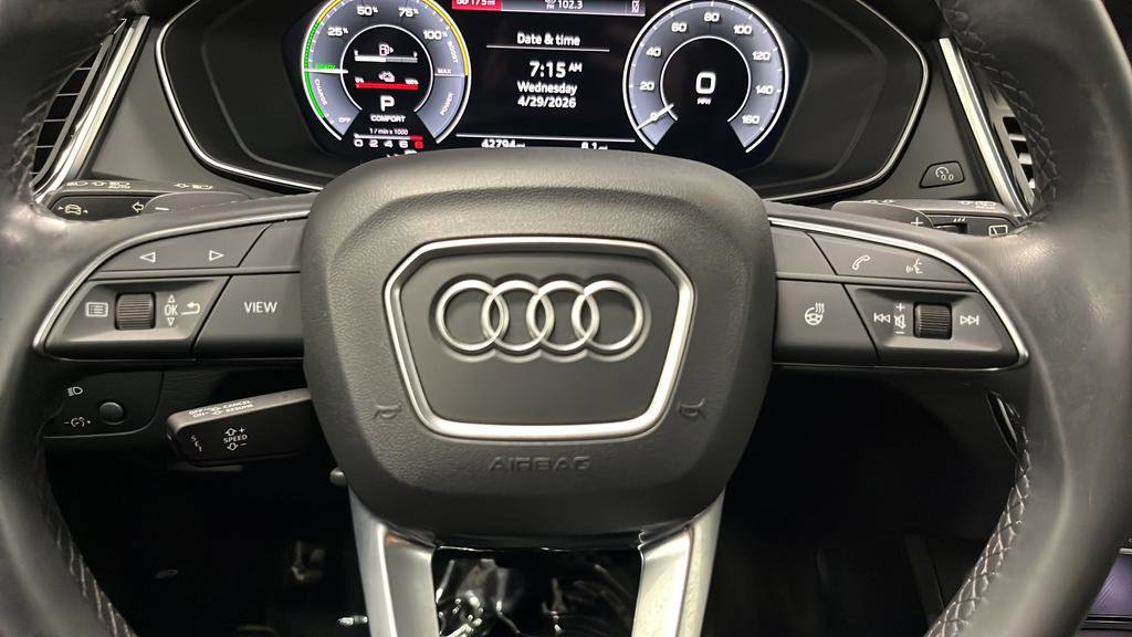Used 2022 Audi Q5 e Premium w/ Convenience Package AWD/4WD image 16