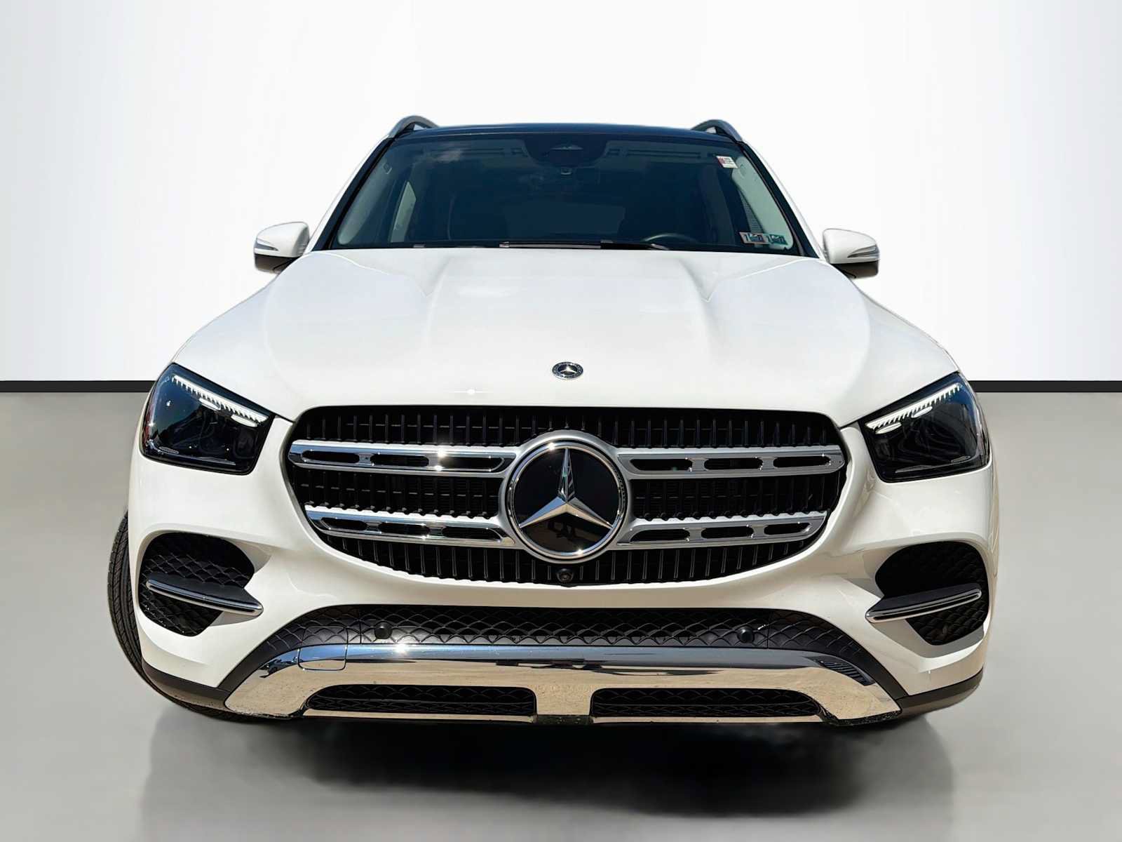 Used 2024 Mercedes-Benz GLE 350 4MATIC image 2