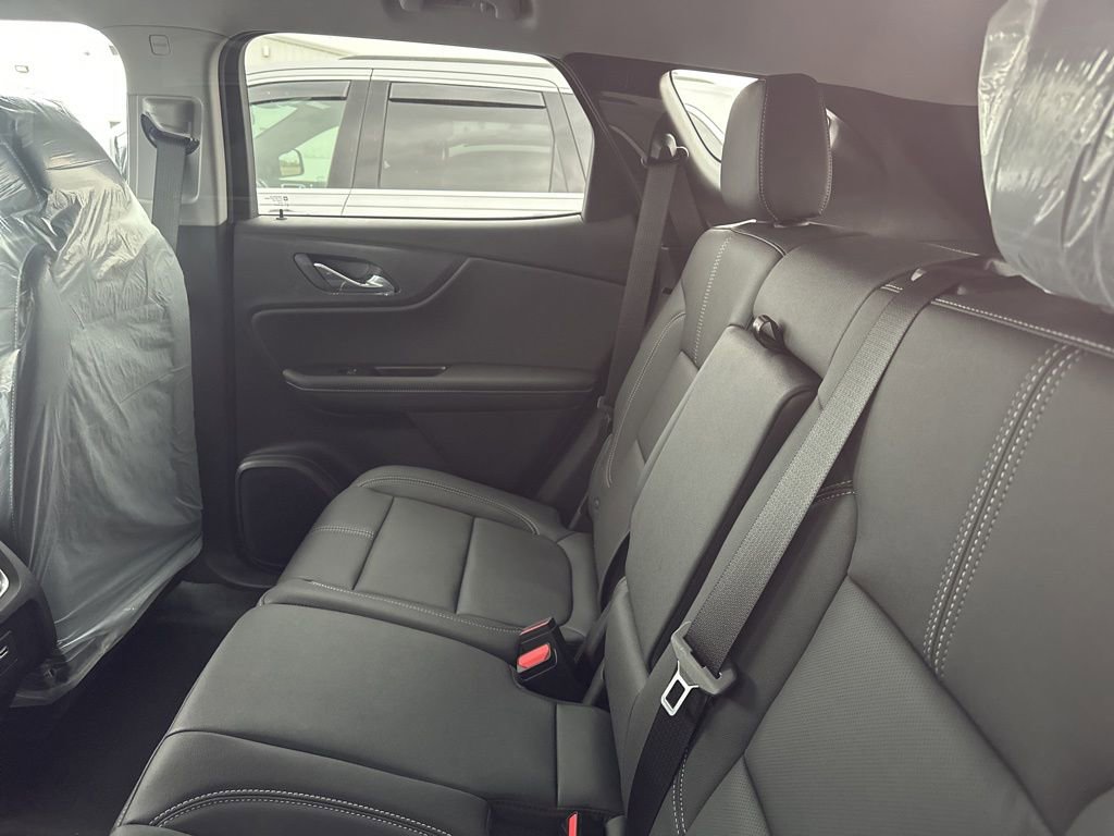 New 2026 Chevrolet Blazer LT AWD/4WD image 17