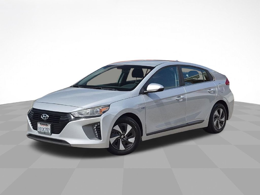 Used 2017 Hyundai Ioniq SEL FWD image 1