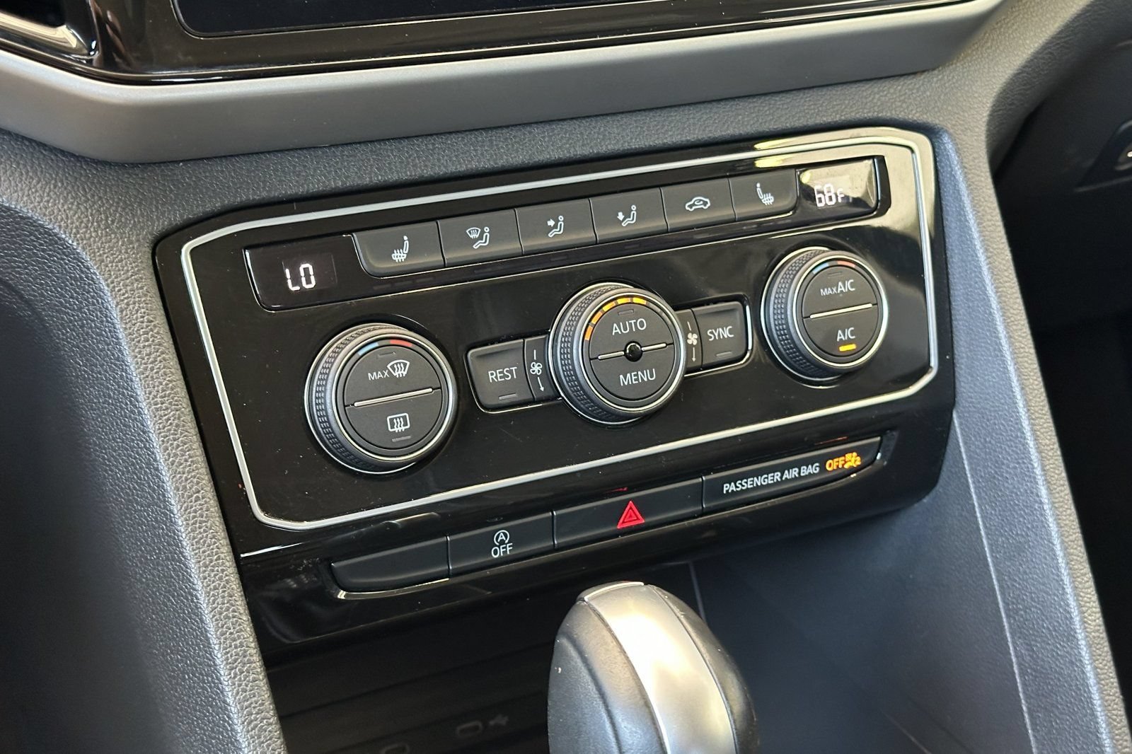 Used 2023 Volkswagen Atlas SE FWD image 20
