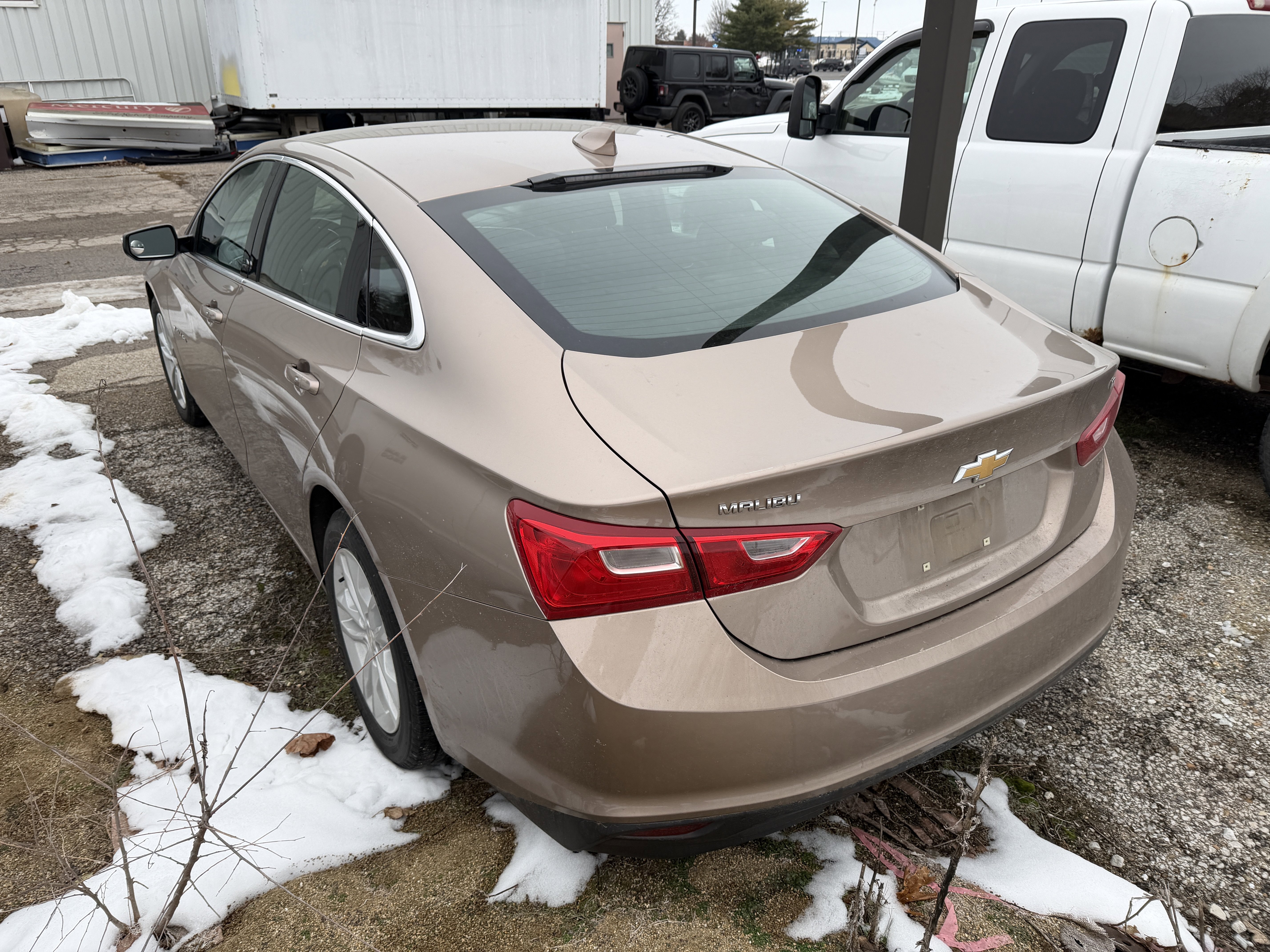 Used 2018 Chevrolet Malibu LT image 7
