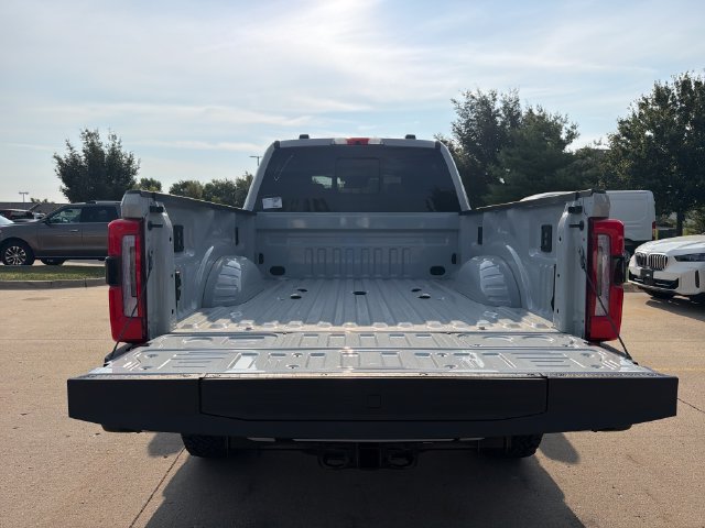 New 2026 Ford F350 Platinum w/ Tremor Off-Road Package AWD/4WD image 8