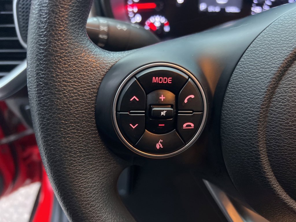 Used 2022 Kia Soul LX image 14