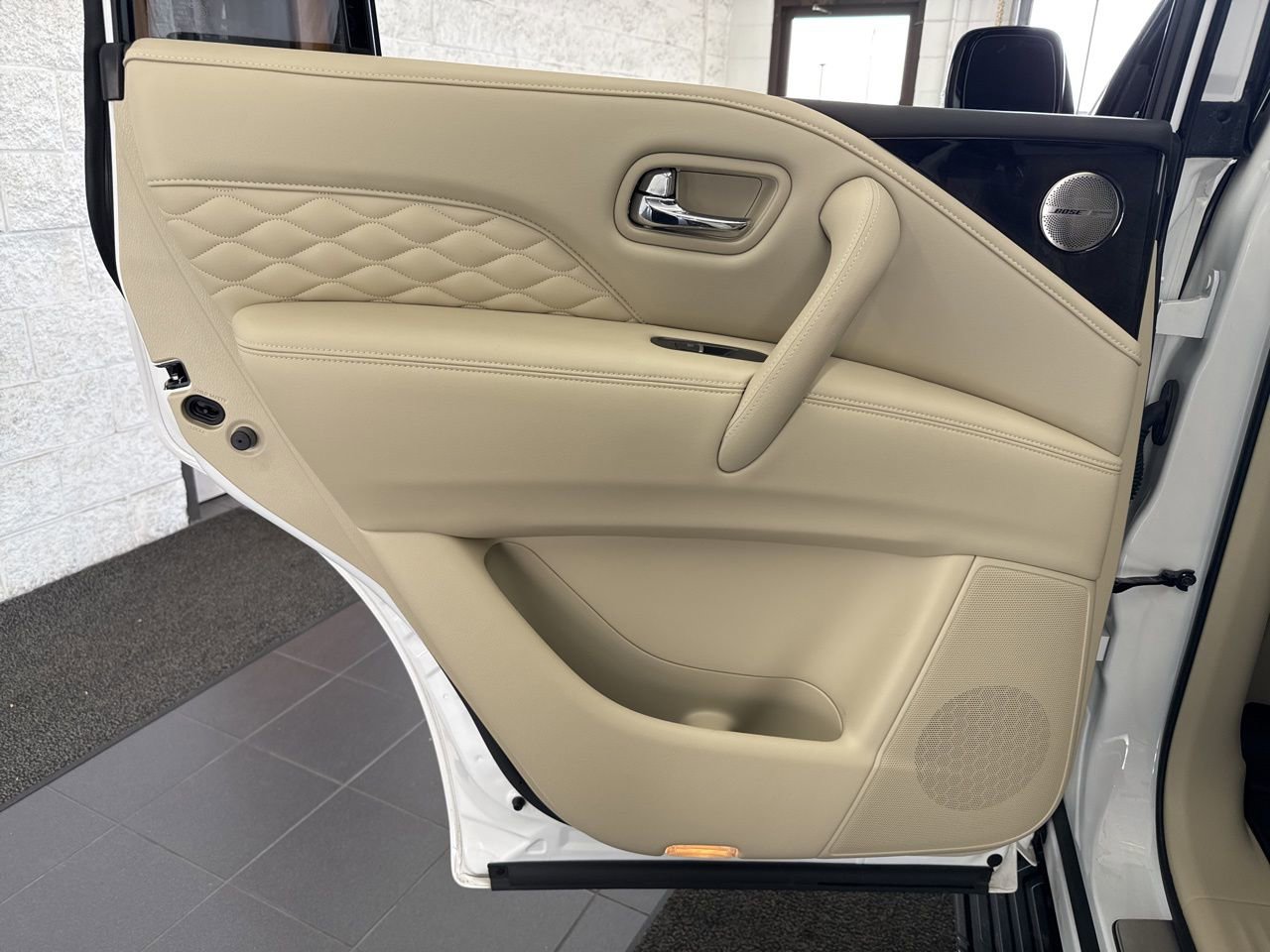 Used 2023 INFINITI QX80 Sensory w/ Cargo Package image 49