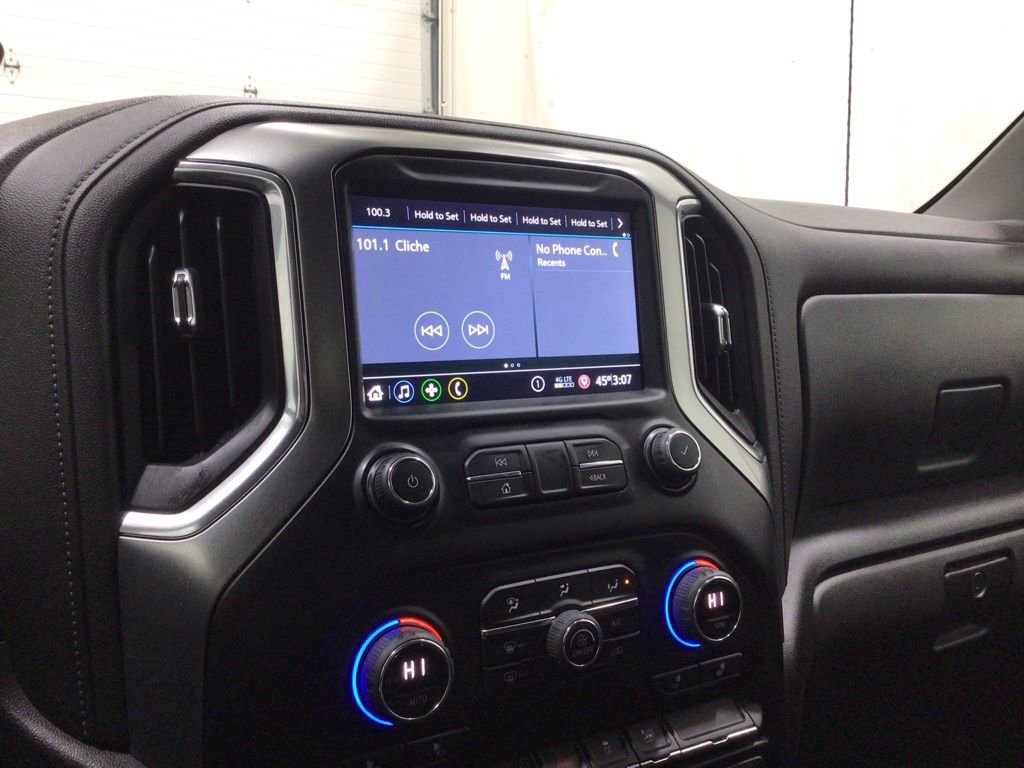 Used 2022 Chevrolet Silverado 1500 RST image 12