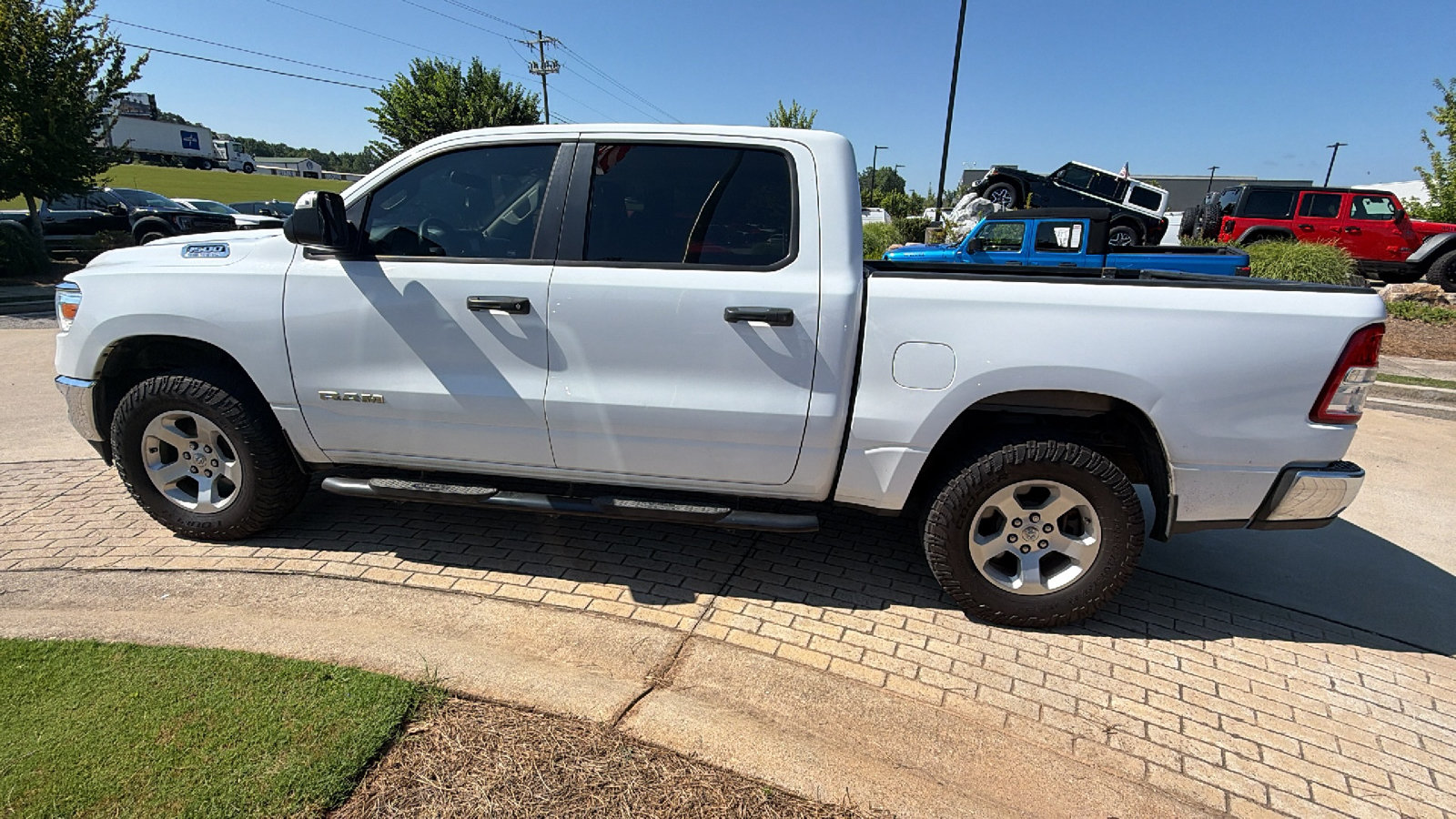 Used 2019 RAM 1500 Tradesman AWD/4WD image 11