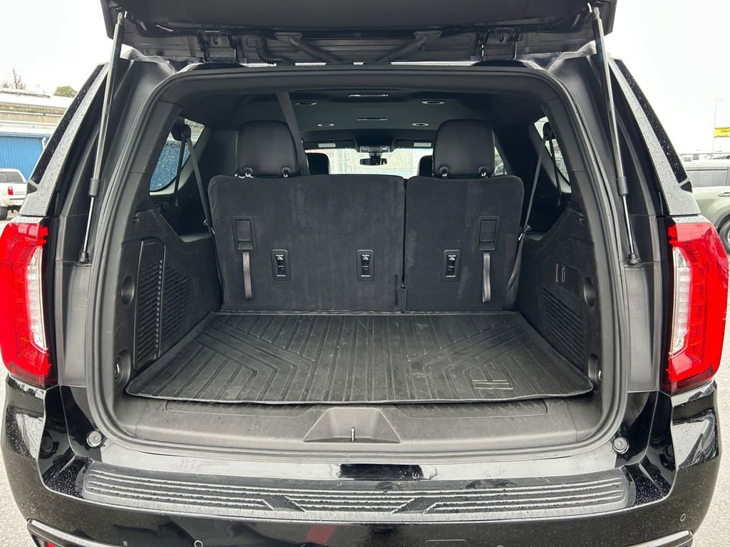 Used 2022 GMC Yukon XL SLE image 24
