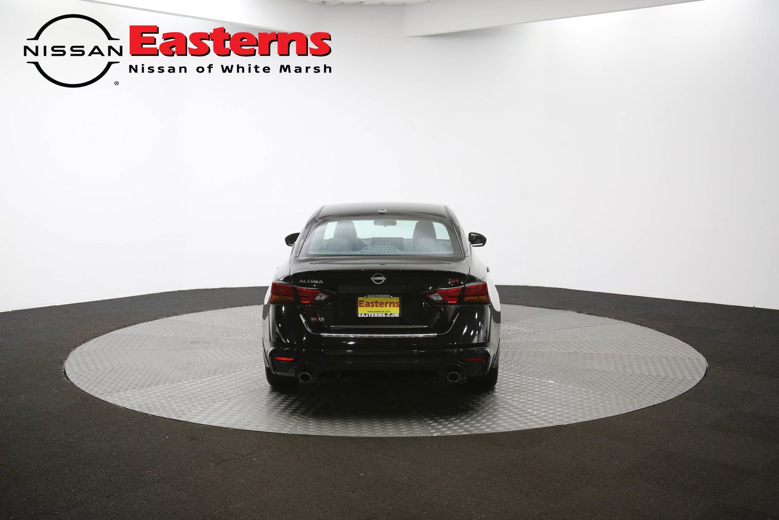 Used 2023 Nissan Altima 2.5 SR w/ SR Premium Package image 56