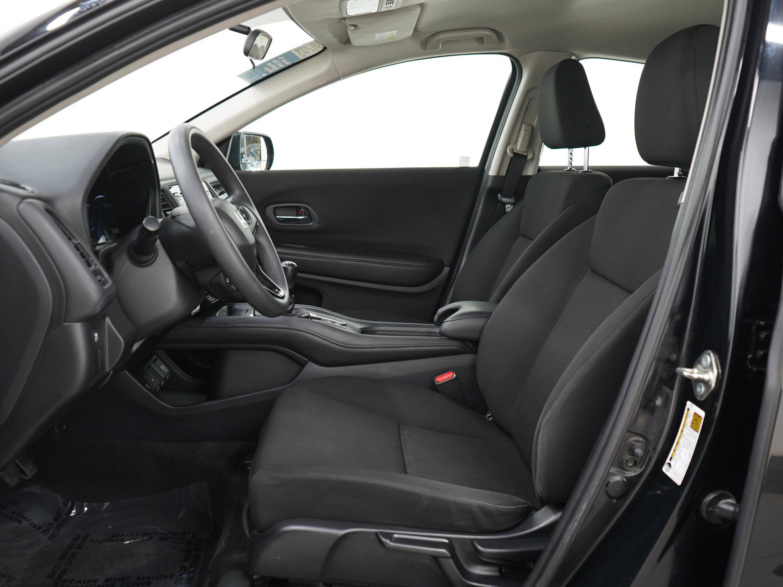Used 2017 Honda HR-V LX image 21