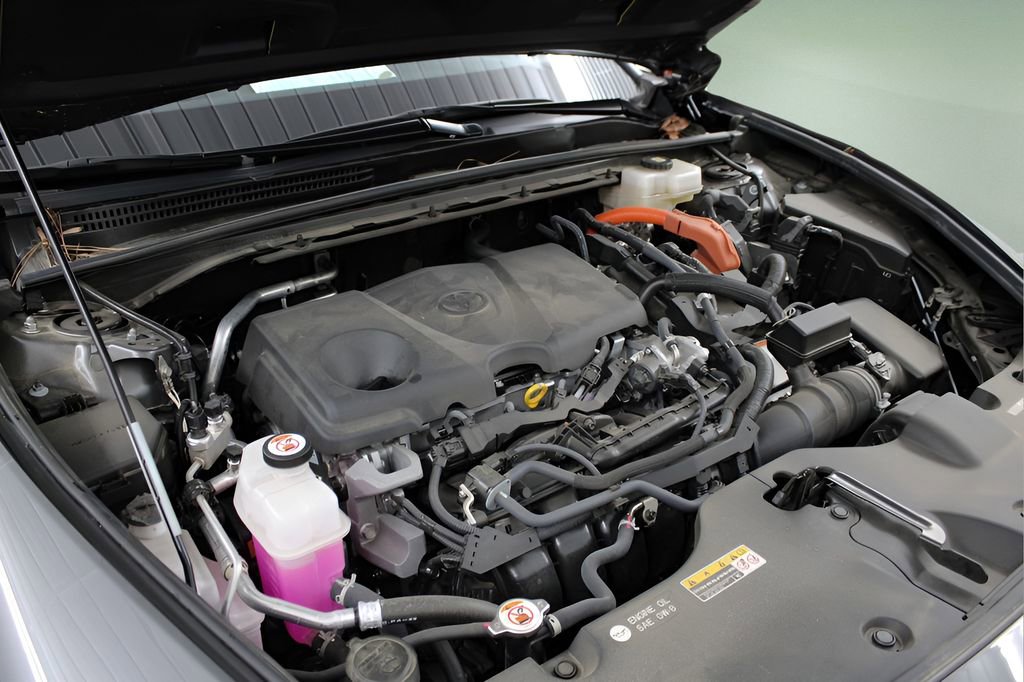 Used 2023 Toyota Crown Limited image 37