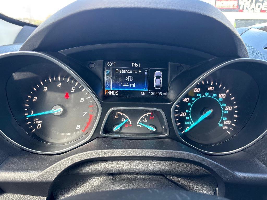 Used 2016 Ford Escape SE AWD/4WD image 16