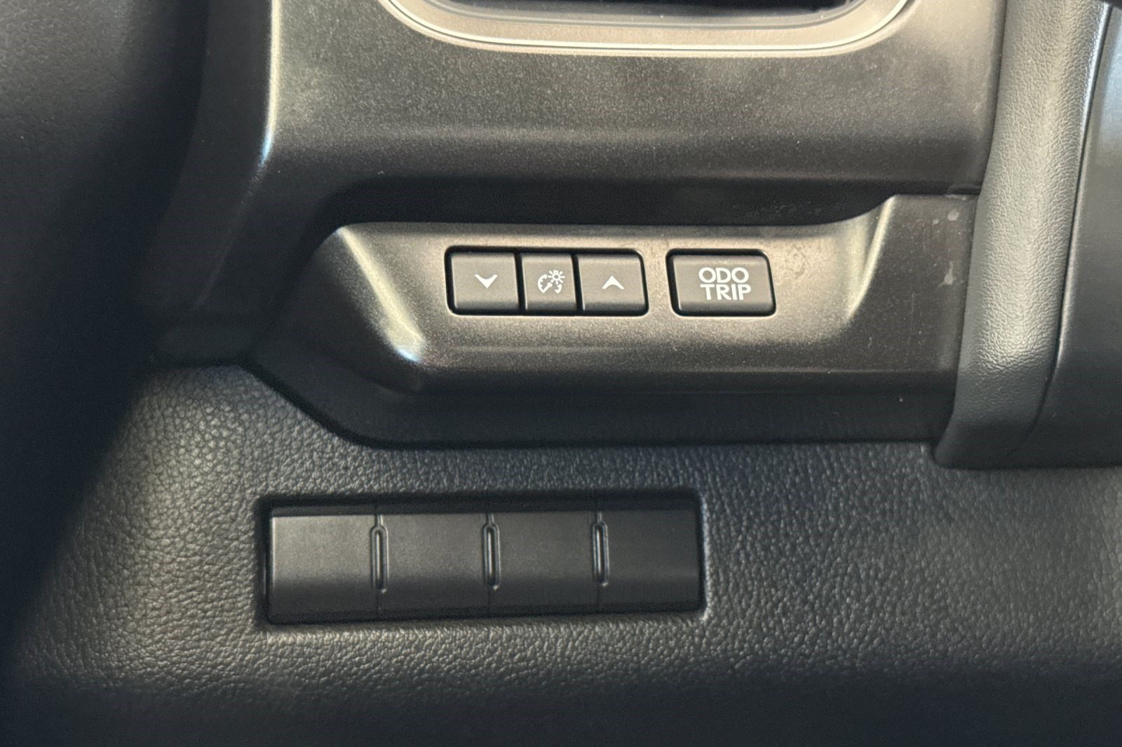 Used 2019 Lexus UX 250h w/ Premium Package AWD/4WD image 36
