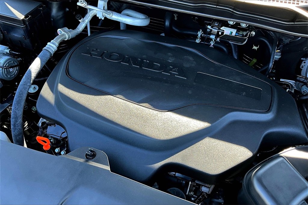 Used 2024 Honda Odyssey Sport image 35