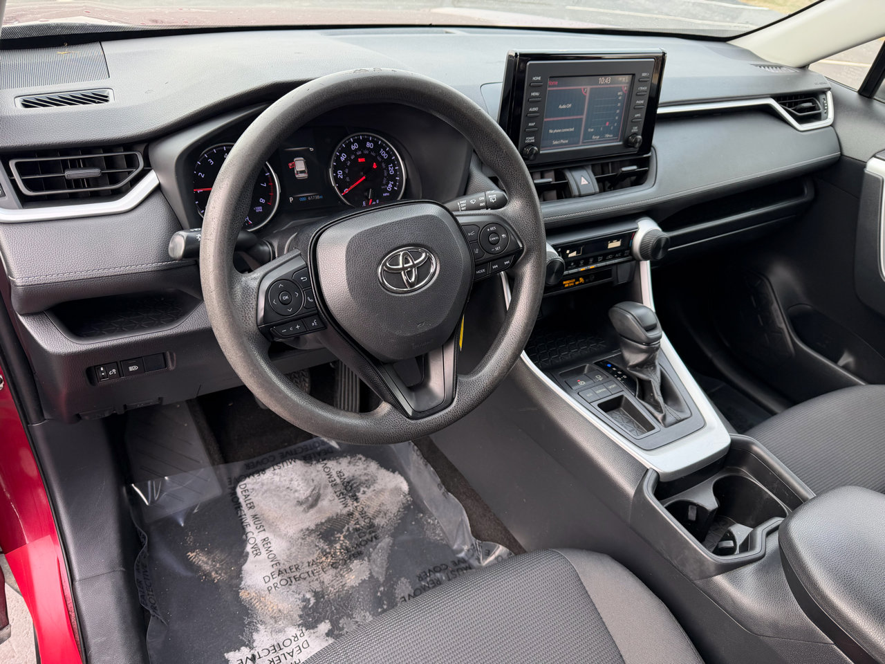 Used 2019 Toyota RAV4 LE image 30