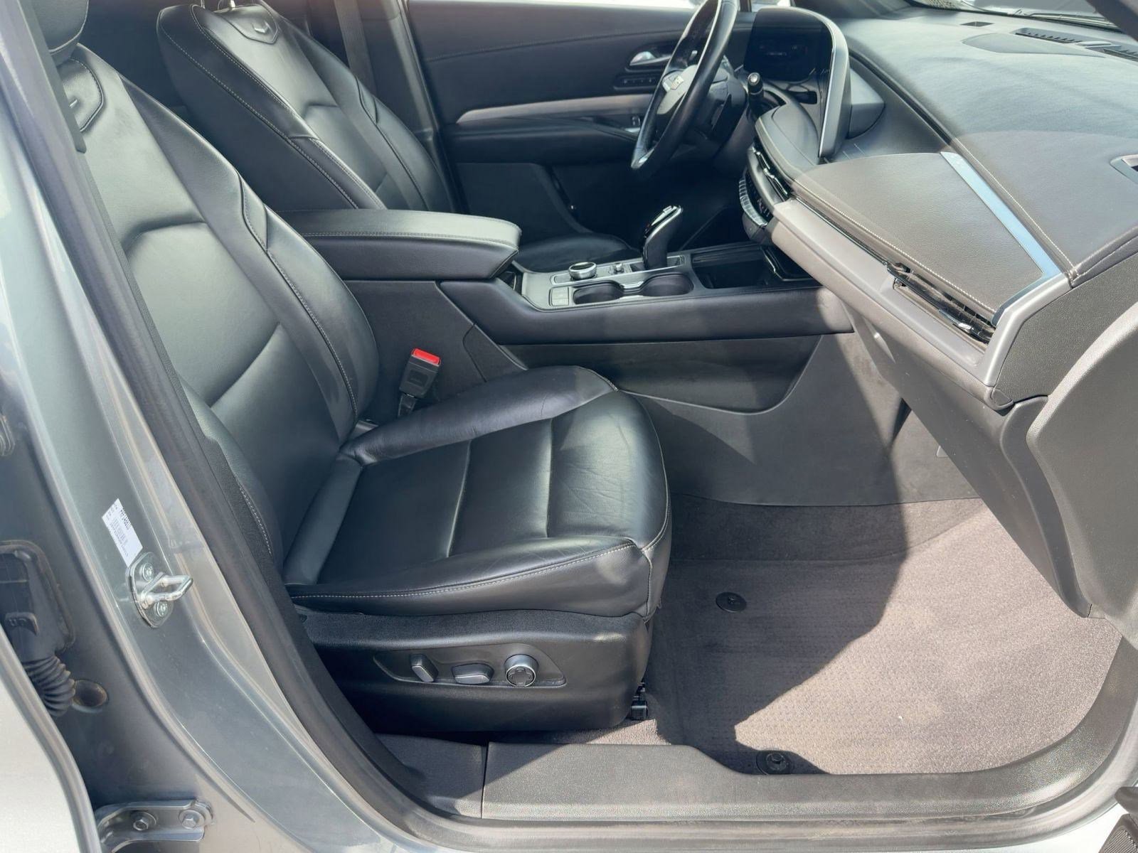 Certified 2024 Cadillac XT4 Premium Luxury image 28