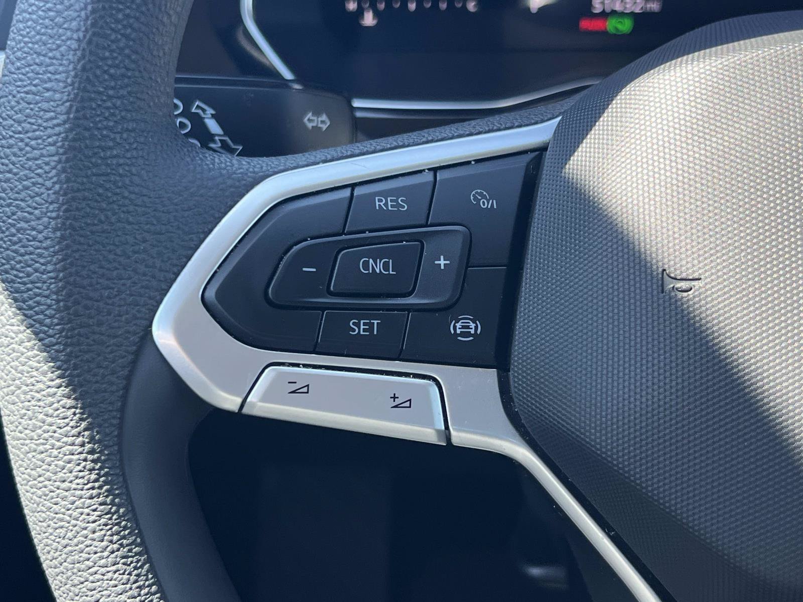 Certified 2023 Volkswagen Jetta S FWD image 9