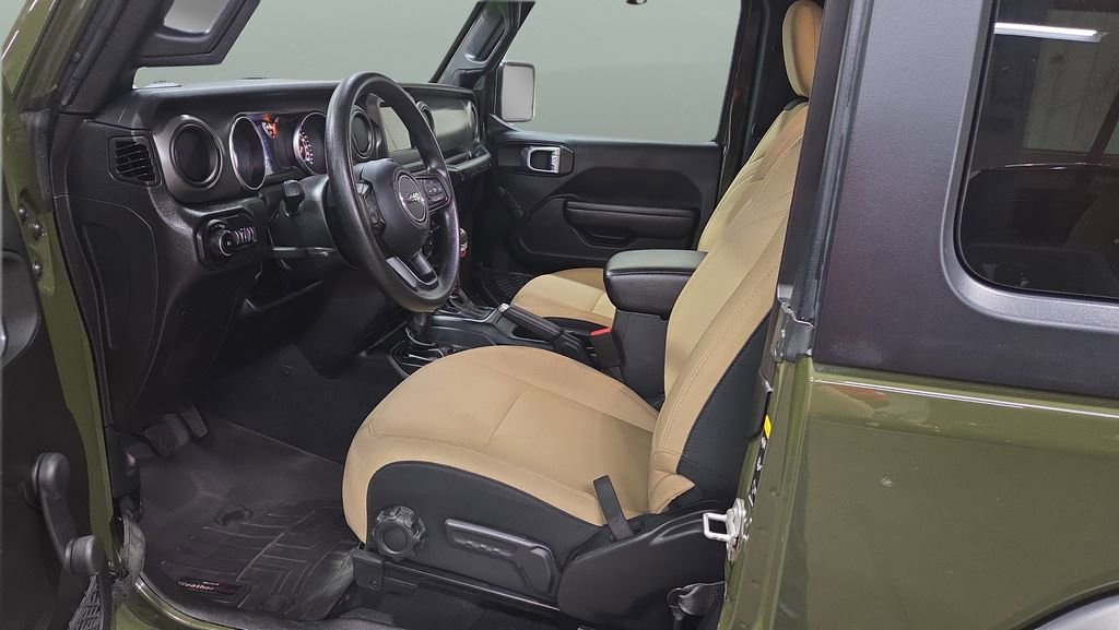 Used 2022 Jeep Wrangler Willys image 9