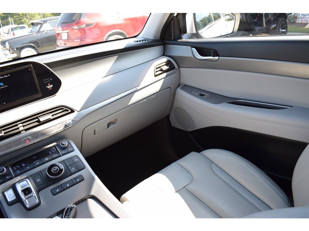 Used 2022 Hyundai Palisade SEL w/ 8P Bench Seat Package image 49
