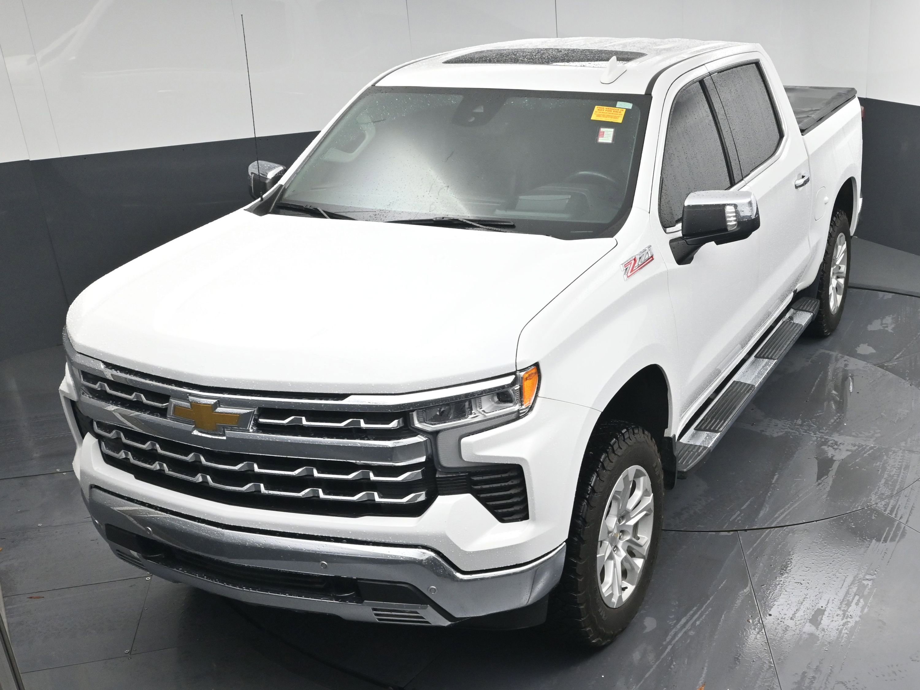 Used 2023 Chevrolet Silverado 1500 LTZ w/ LTZ Premium Package image 32