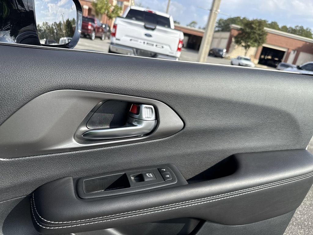 New 2026 Chrysler Pacifica Select image 29