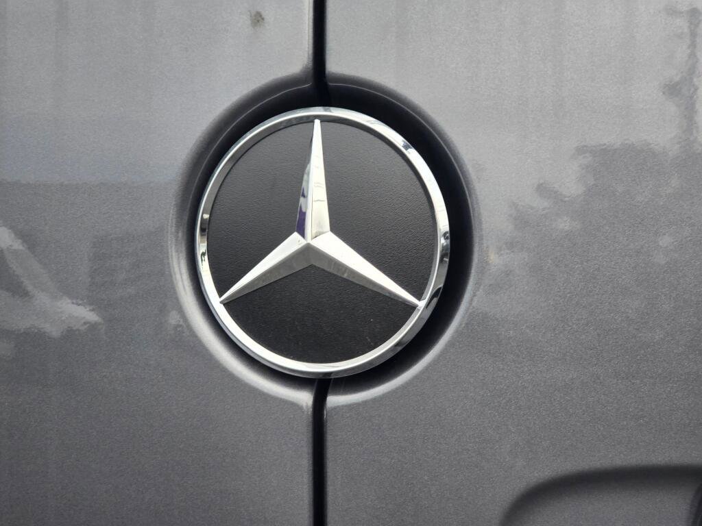 New 2025 Mercedes-Benz Sprinter 2500 image 12