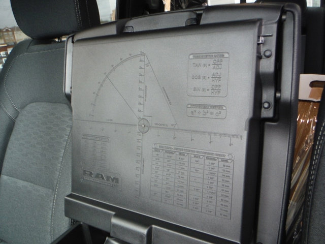New 2027 RAM 1500 4x4 Crew Cab image 32