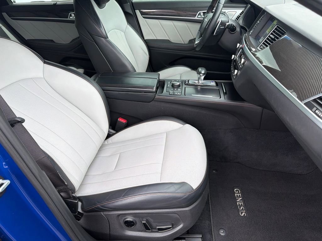 Used 2020 Genesis G80 3.3T Sport RWD image 13