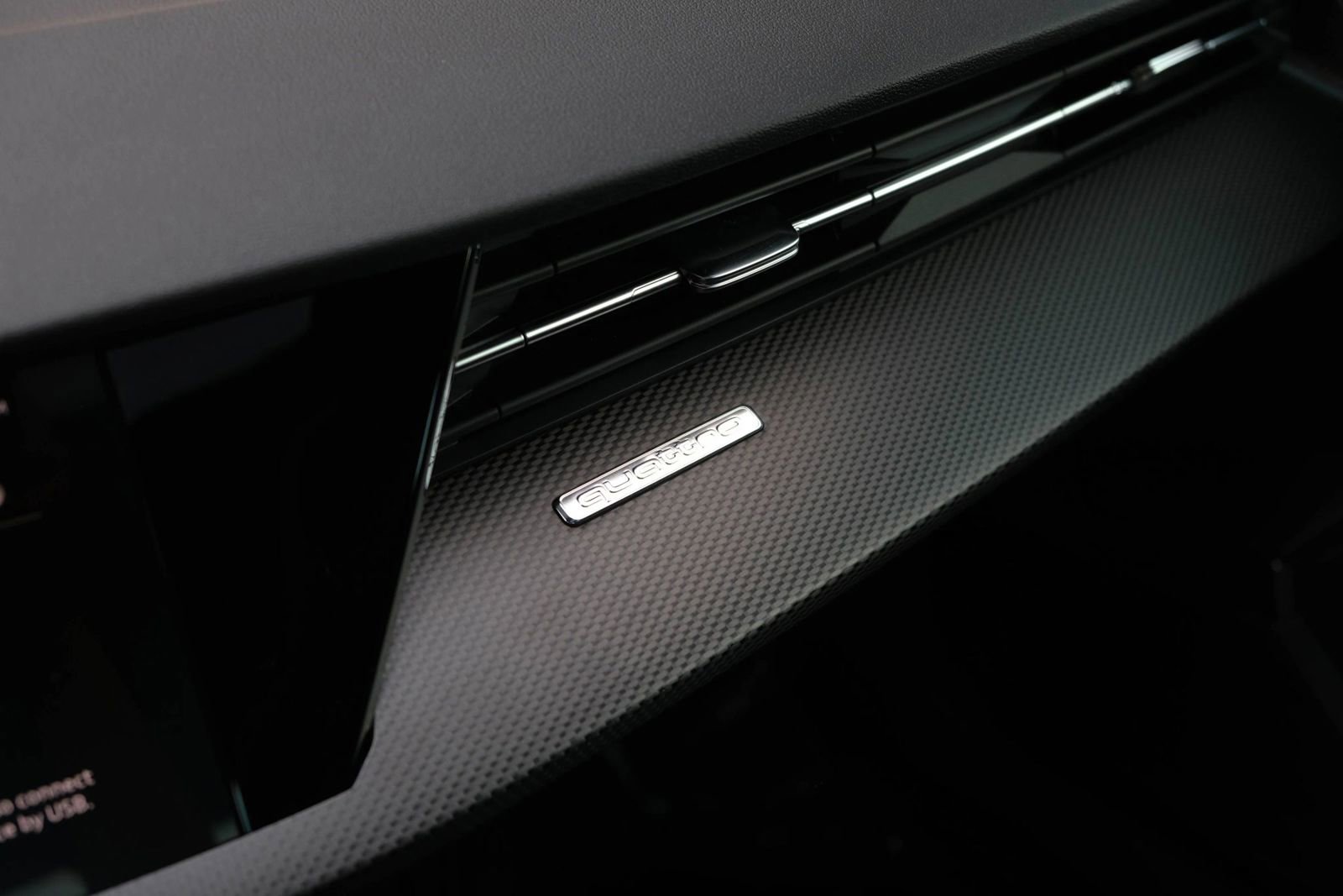 Used 2024 Audi RS 3 image 40