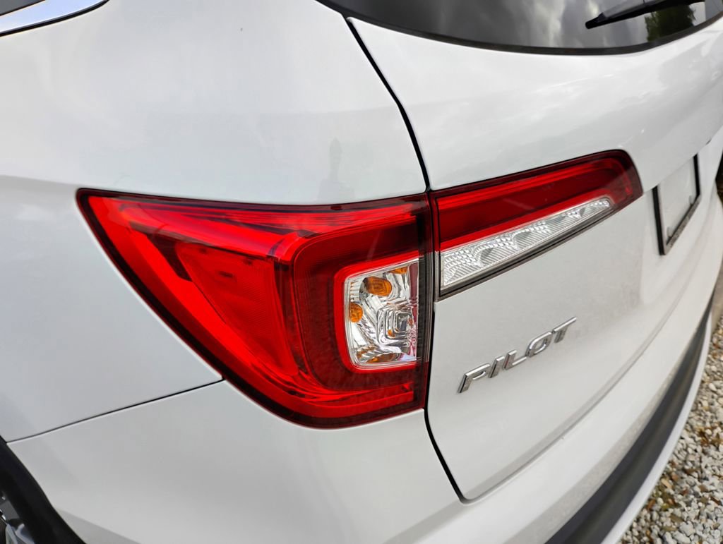 Used 2022 Honda Pilot EX-L image 11