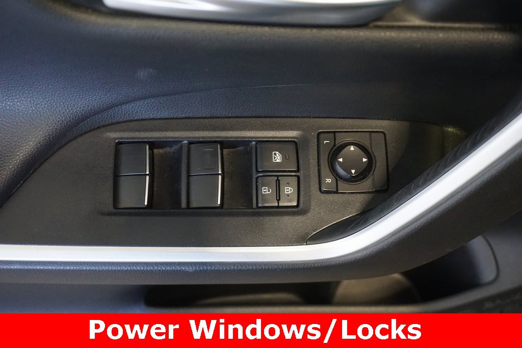 Used 2020 Toyota RAV4 XSE w/ XSE Grade Weather Package image 5