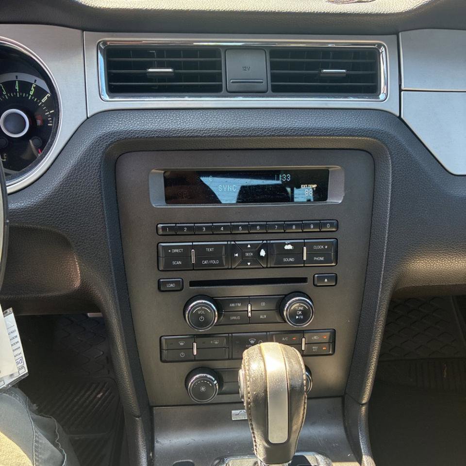 Used 2013 Ford Mustang Premium RWD image 13