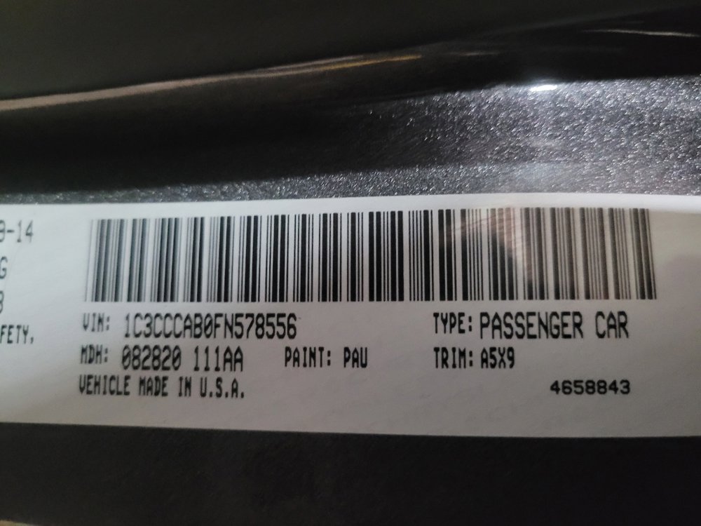 Used 2015 Chrysler 200 Limited image 33