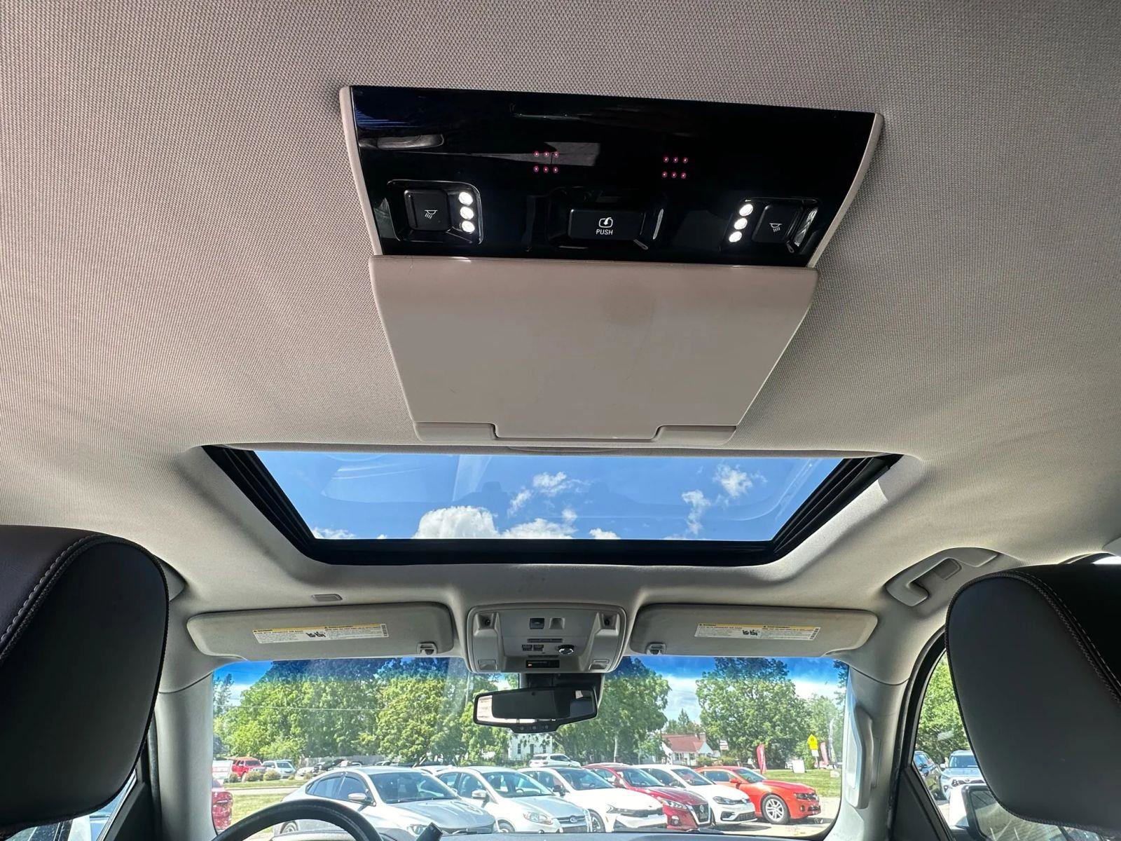 Used 2018 GMC Yukon XL Denali w/ Denali Ultimate Package image 73