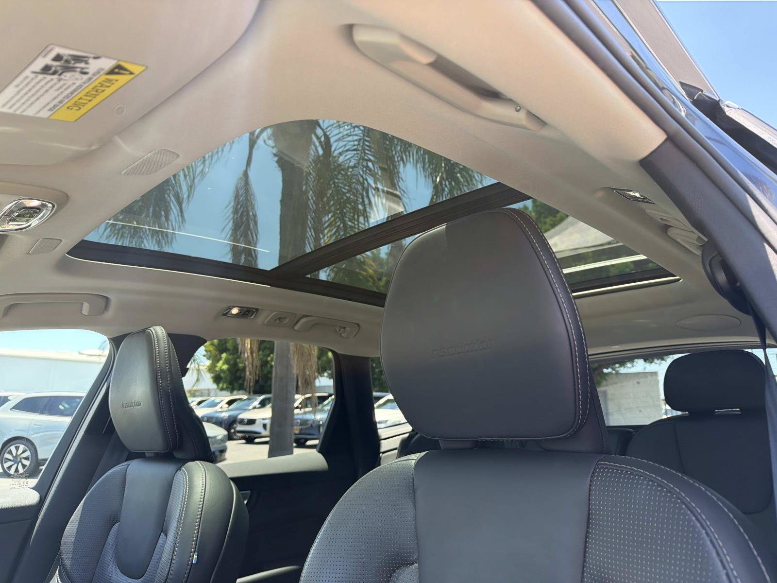 Used 2020 Volvo XC60 T6 Inscription w/ Protection Package Premier AWD/4WD image 35