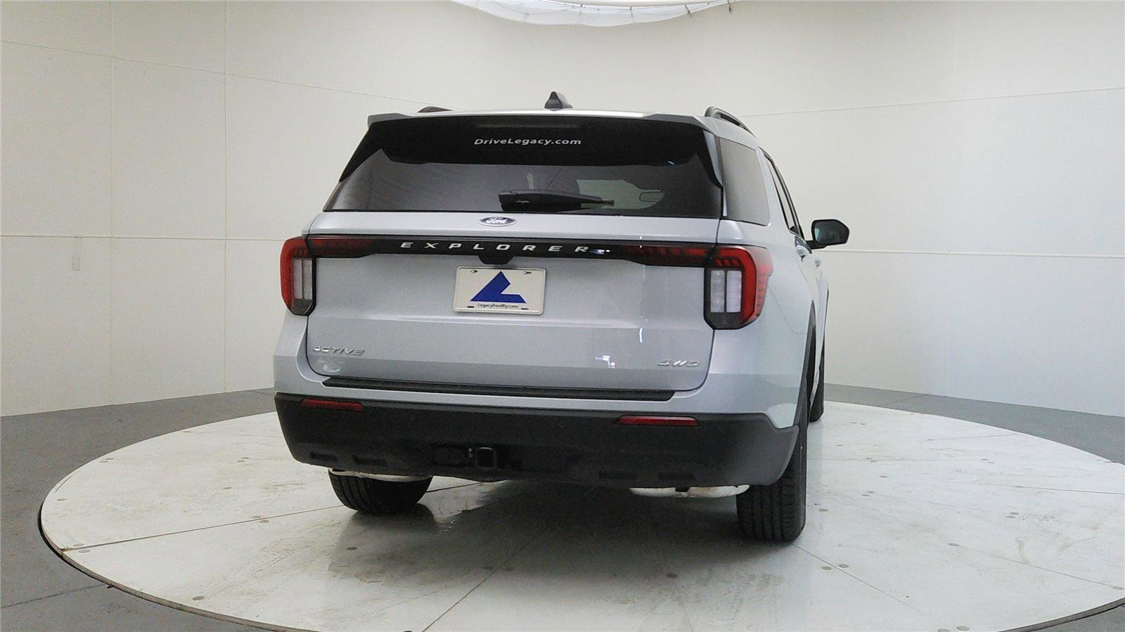 New 2026 Ford Explorer Active image 7