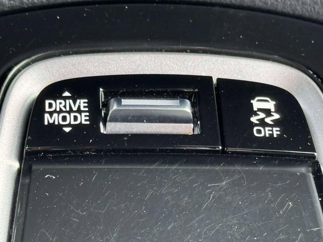 Used 2023 Toyota Corolla SE image 30