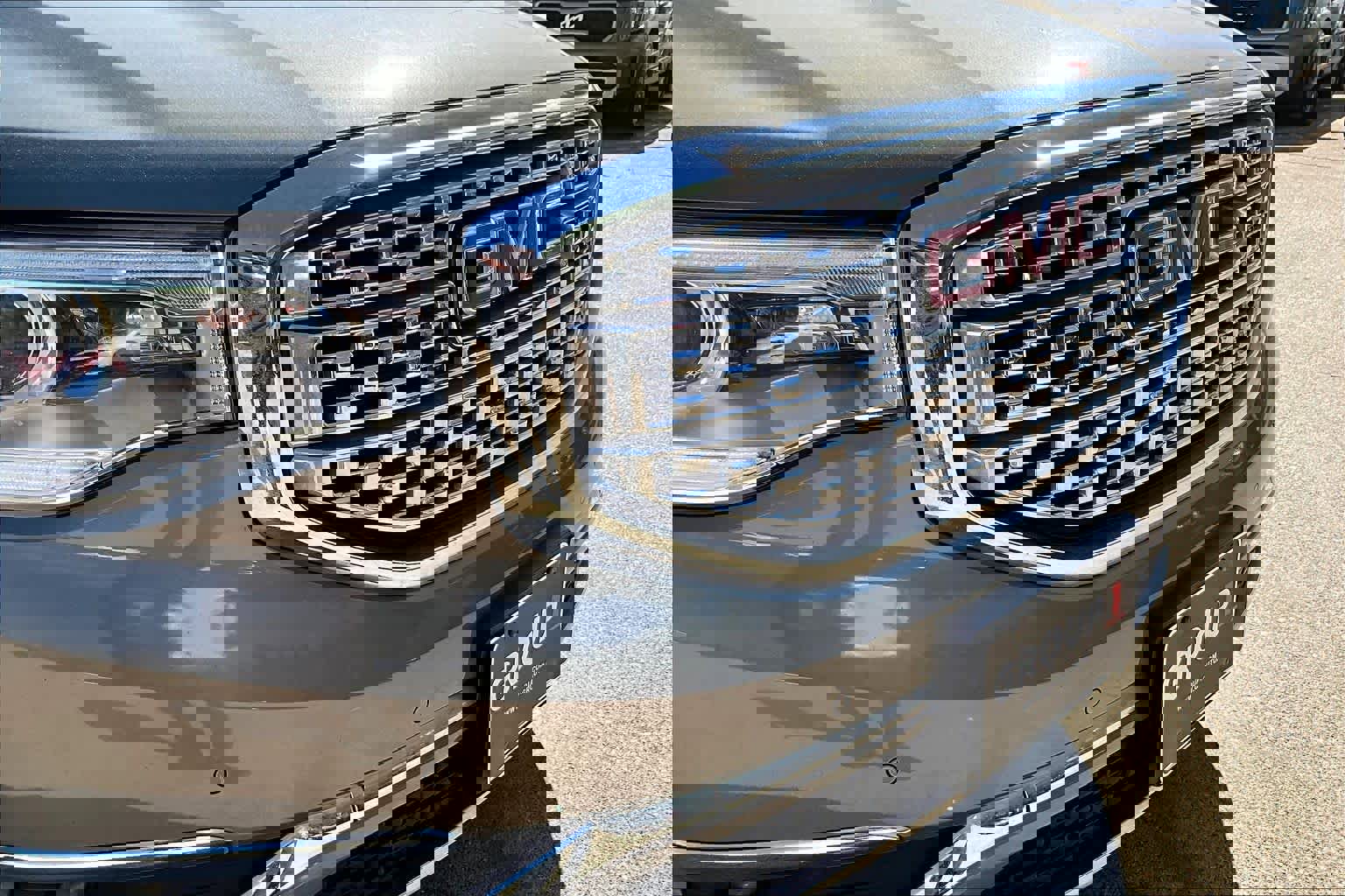 Used 2019 GMC Acadia Denali image 30