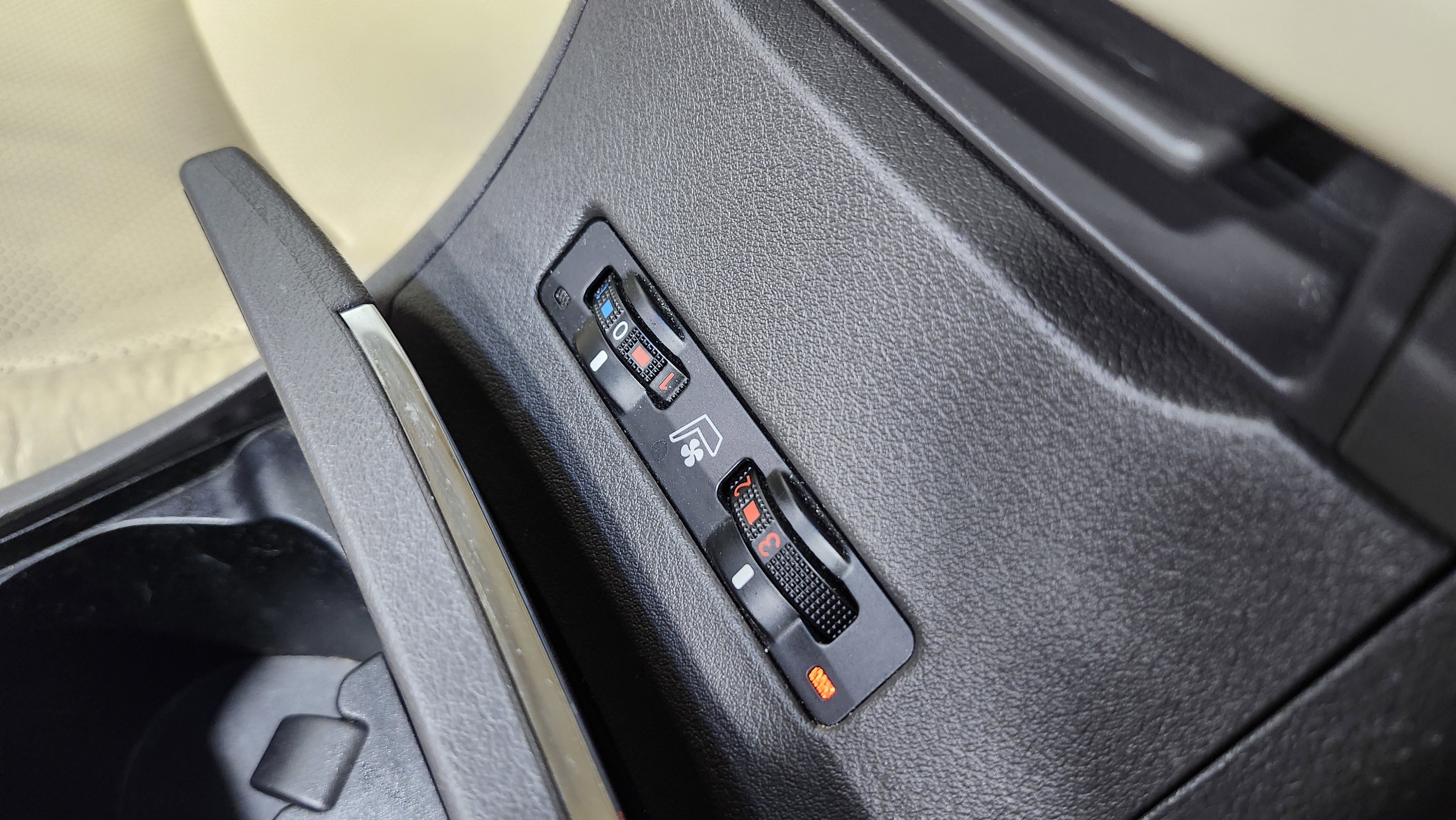 Used 2012 Lexus ES 350 image 10