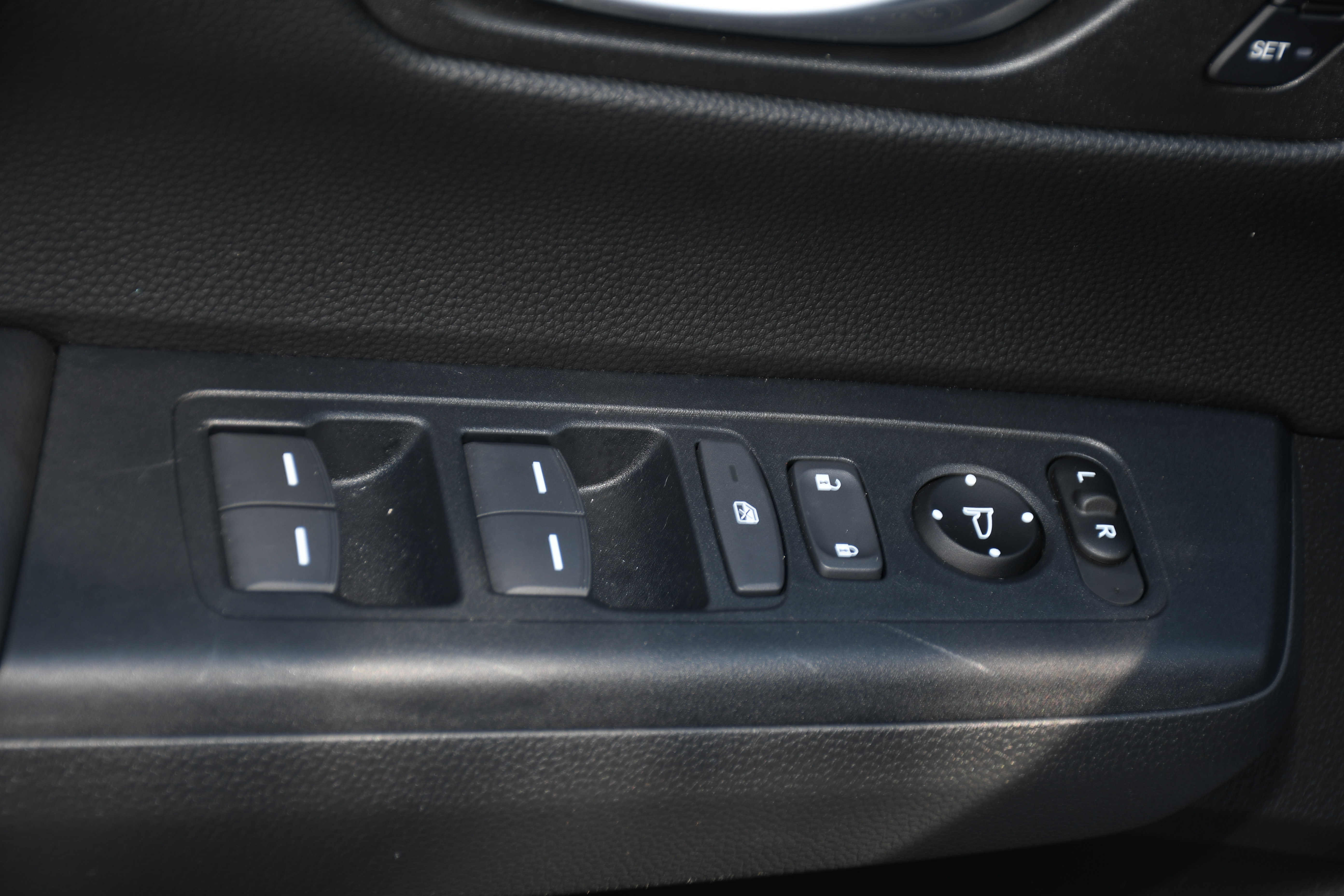 Certified 2025 Honda CR-V Sport-L image 11