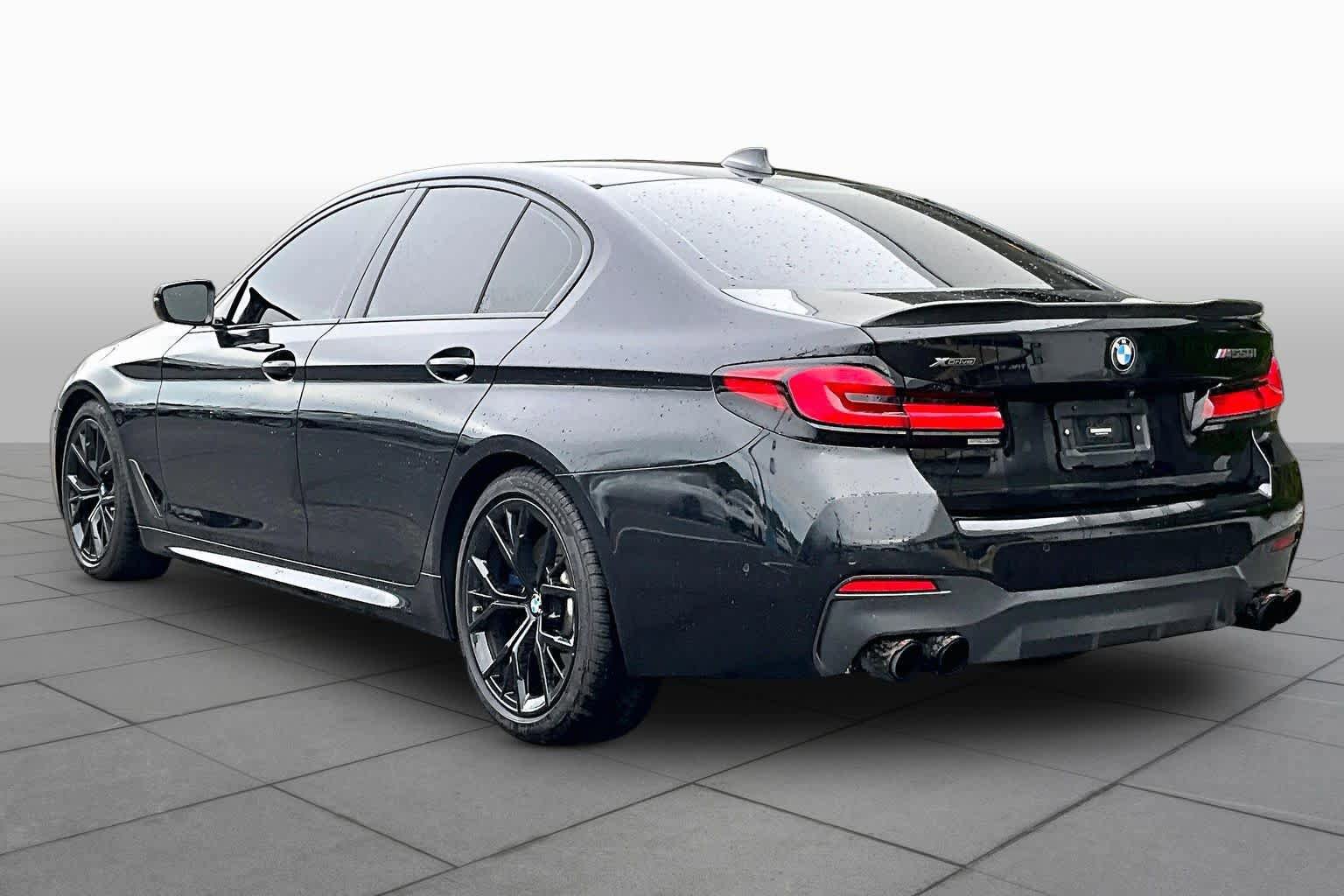 Used 2021 BMW M550i xDrive w/ Premium Package image 11