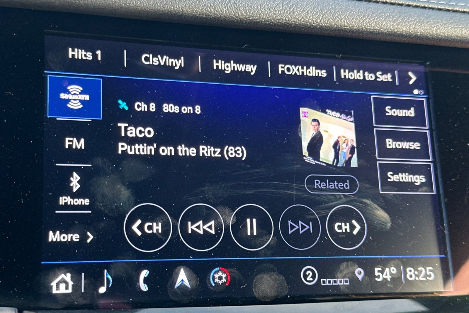 Used 2025 Cadillac XT6 Premium Luxury w/ Technology Package image 27