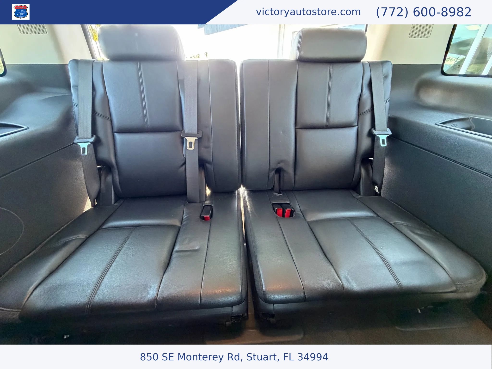 Used 2010 Cadillac Escalade Luxury image 39