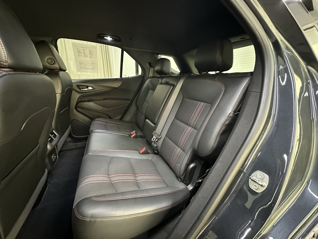 Used 2023 Chevrolet Equinox RS AWD/4WD image 22