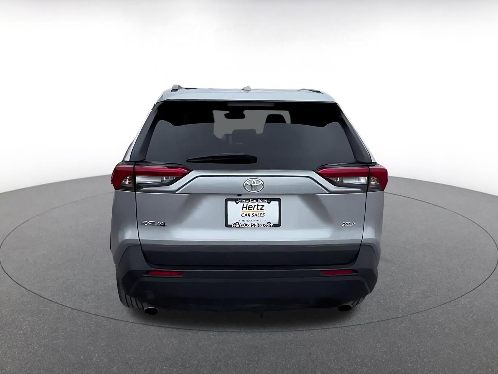 Used 2024 Toyota RAV4 XLE image 12