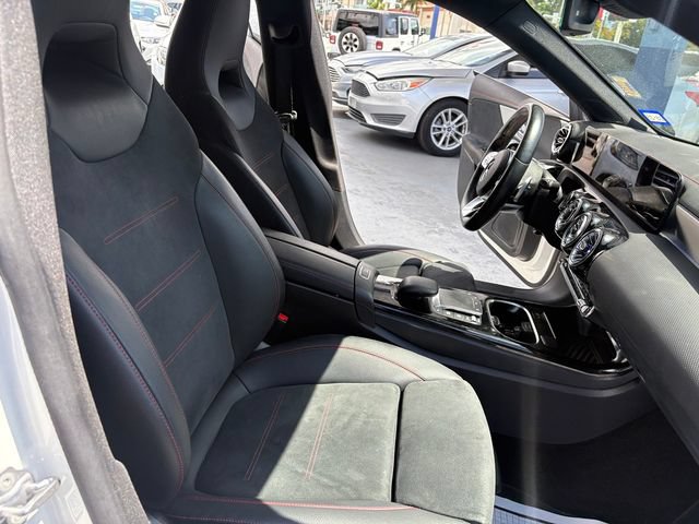 Used 2023 Mercedes-Benz CLA 250 image 18
