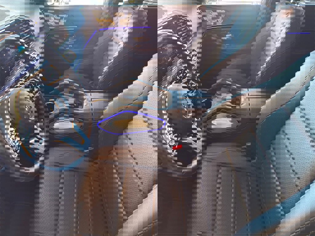 Used 2022 Mercedes-Benz GLE 350 w/ Premium Package image 11