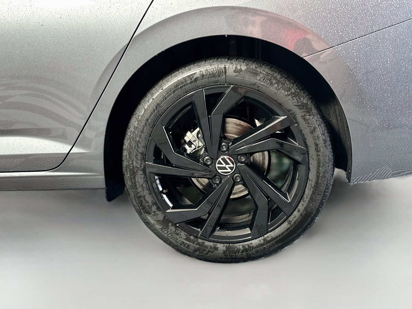 New 2027 Volkswagen Jetta SE FWD image 30