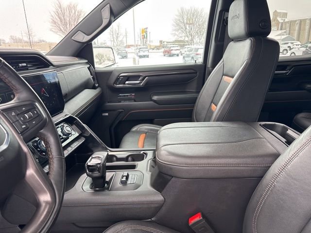 Used 2024 GMC Sierra 1500 AT4 w/ AT4 Premium Package image 23
